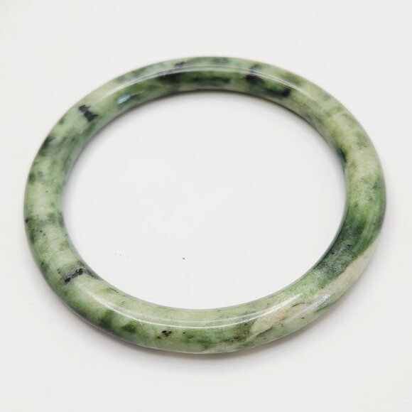 Jewelry - Natural Jadeite Spinach Speckled Jade Round Bangle Bracelet